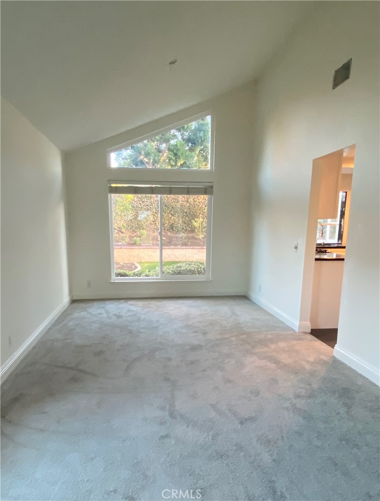 43 Fortuna East Irvine, CA 92620 - Photo 5 of 26