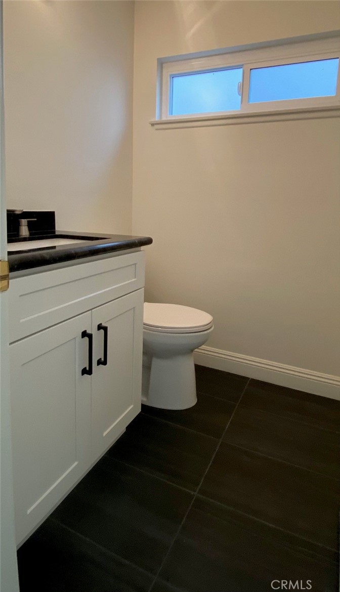 43 Fortuna East Irvine, CA 92620 - Photo 9 of 26