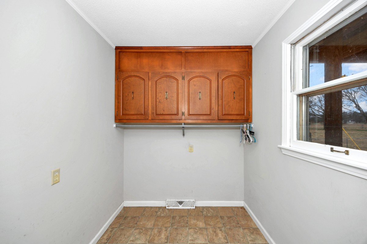 2117 Ardmore Highway Ardmore, TN 38449 - Photo 21 of 32 a view of a door and a window