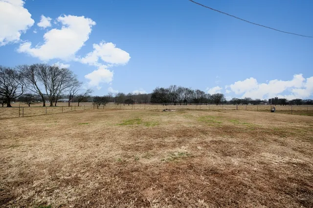 $189,000 | 2117 Ardmore Highway, Ardmore, TN 38449