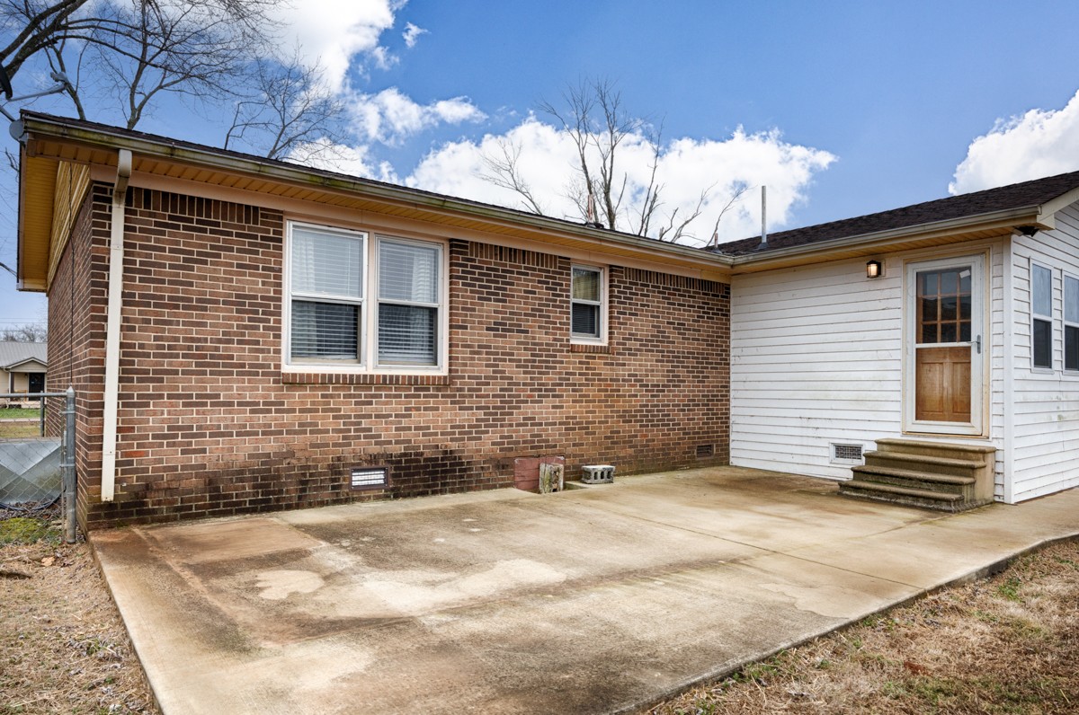 2117 Ardmore Highway Ardmore, TN 38449 - Photo 30 of 32 a view of a house with a yard