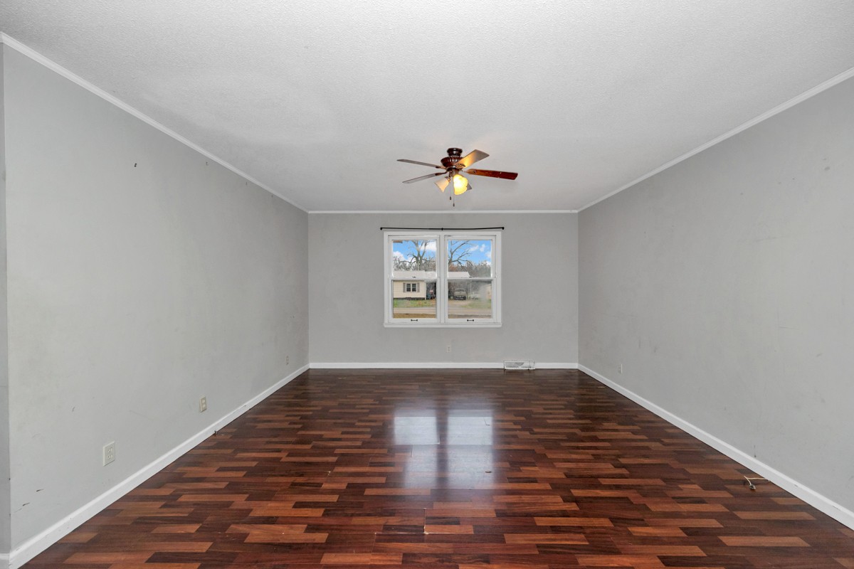 2117 Ardmore Highway Ardmore, TN 38449 - Photo 6 of 32 a view of an empty room and window