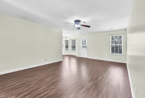 $1,650 | 1045 Waterford Circle, Clarksville, TN 37040