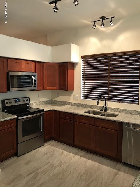 4206 East Rowel Road Phoenix, AZ 85050 - Photo 3 of 16 New Cabinets and Counters