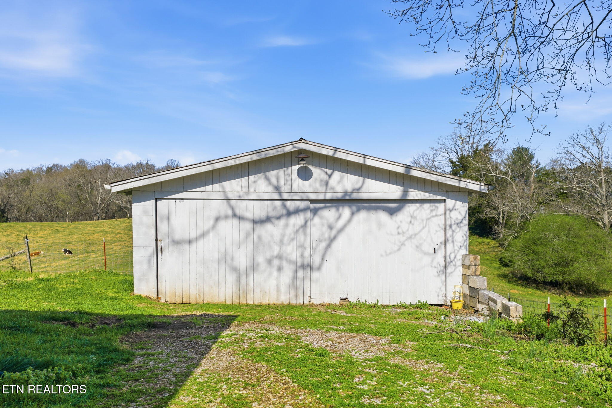 110 Hart Cemetery Lane Clinton, TN 37716 - Photo 5 of 31 4-web-or-mls-110Hart--20