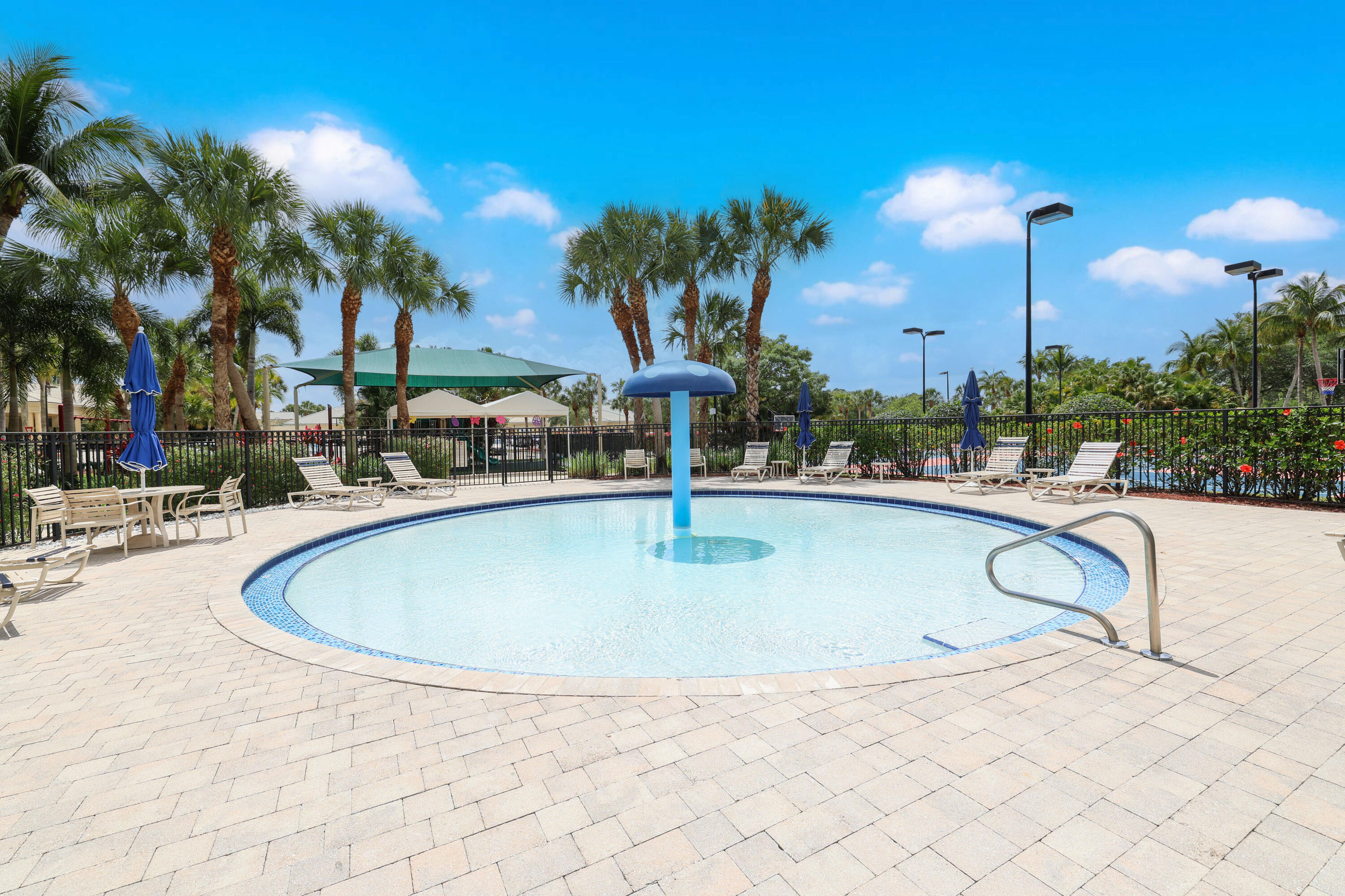 2291 Ridgewood Circle Royal Palm Beach, FL 33411 - Photo 62 of 71 Madison Green(10)