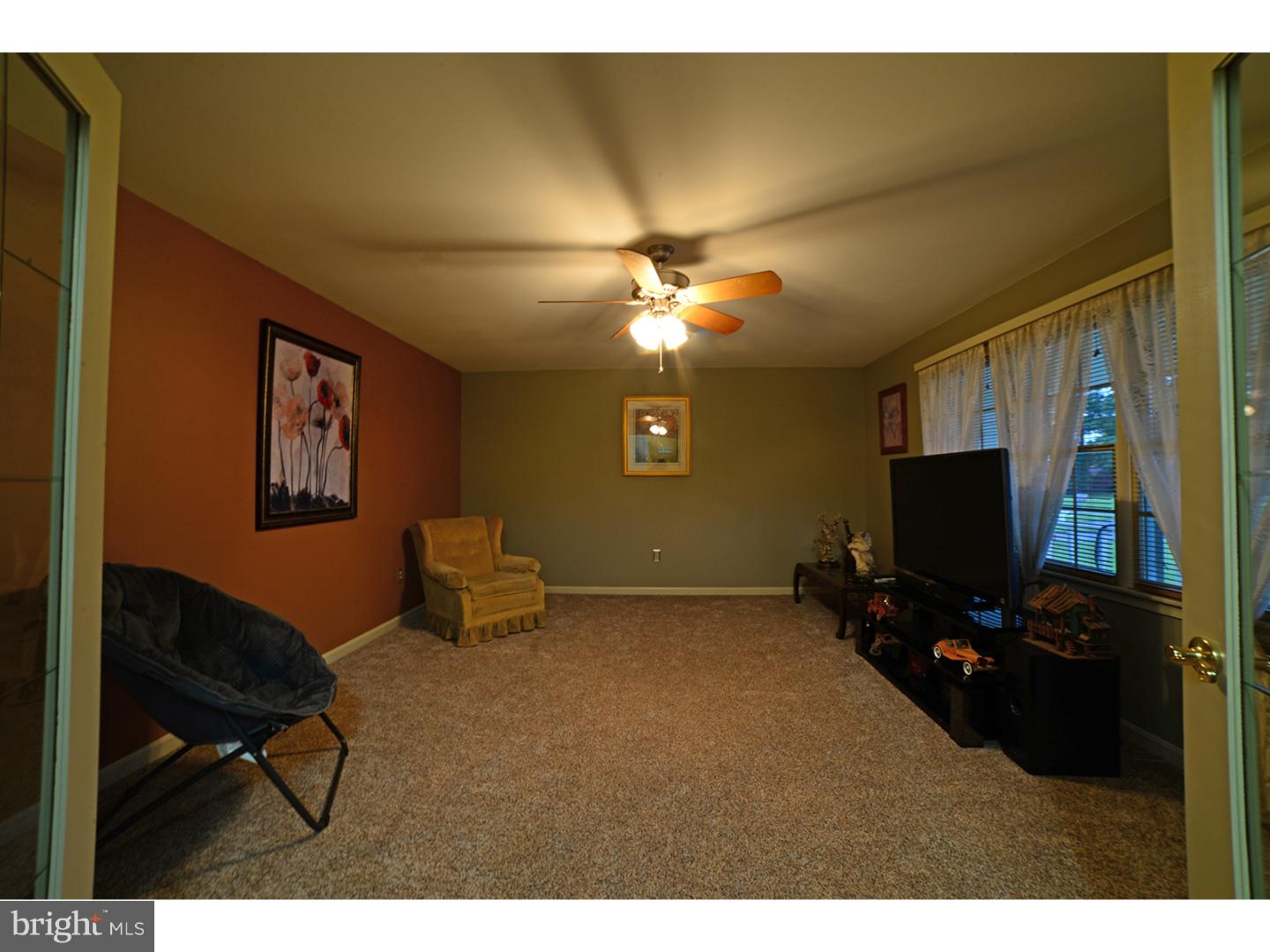 1334 Jackson Ditch Road Harrington, DE 19952 - Photo 10 of 20 Living Room