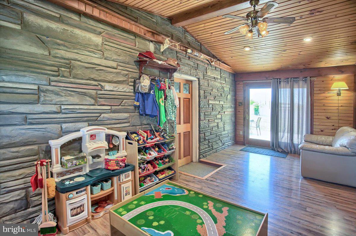 1316 Forge Road Carlisle, PA 17013 - Photo 12 of 32 Gallery Image 12