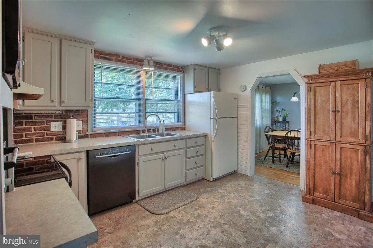 1316 Forge Road Carlisle, PA 17013 - Photo 23 of 32 Gallery Image 23