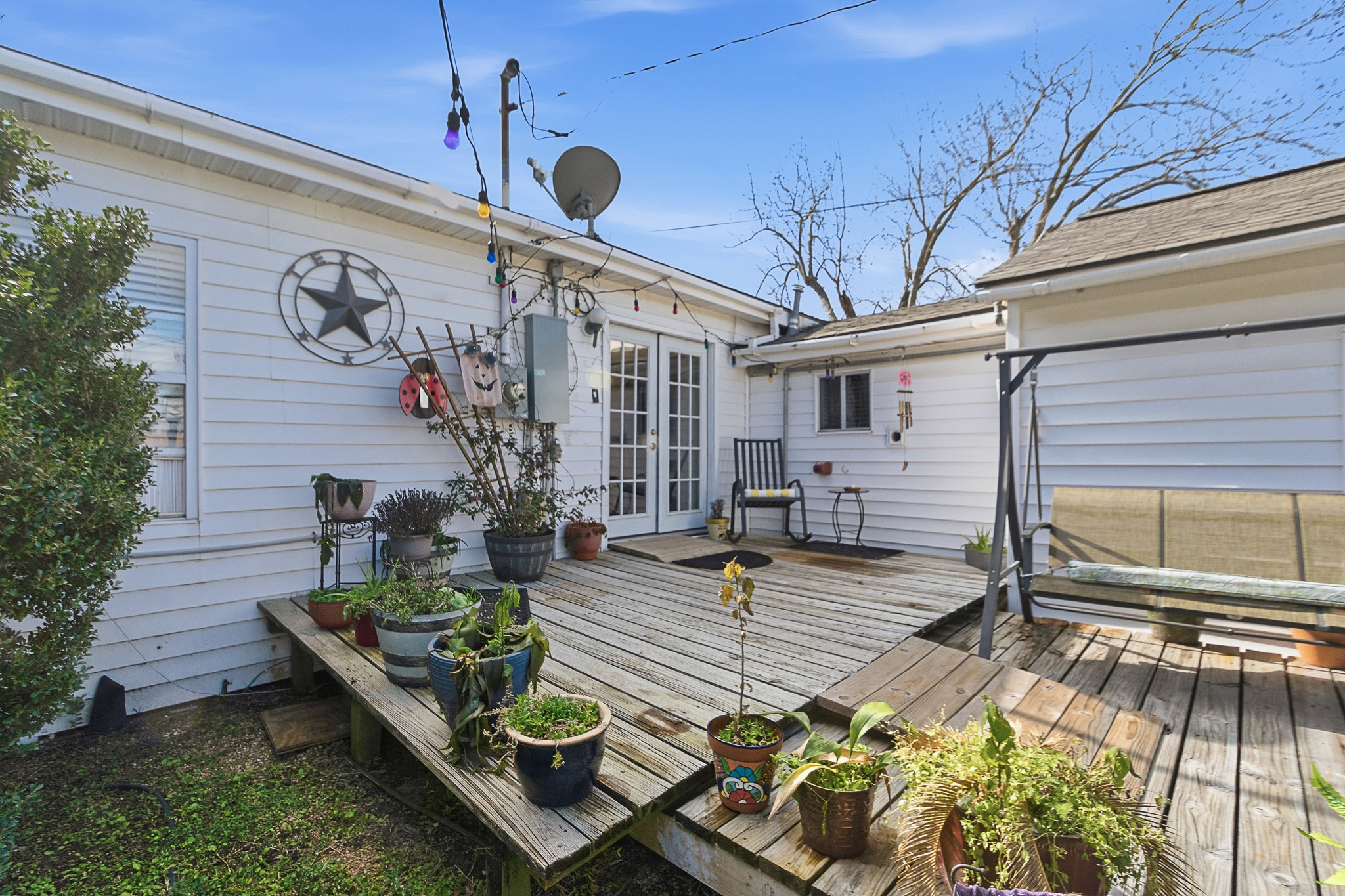 1406 West 6th Street Freeport, TX 77541 - Photo 21 of 25 a view of a house with backyard and sitting area