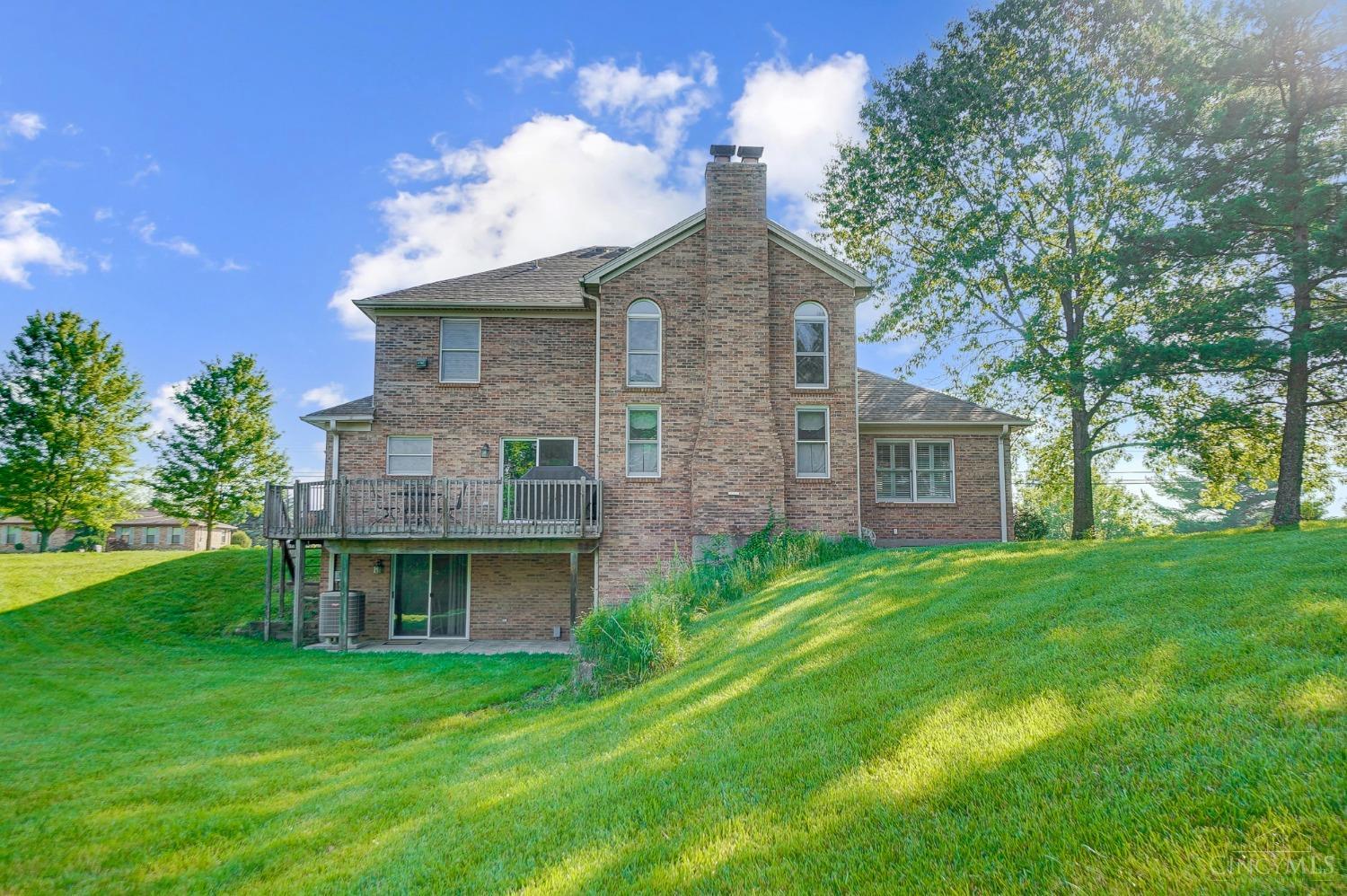 2831 Devils Backbone Road Cincinnati, OH 45233 - Photo 32 of 37