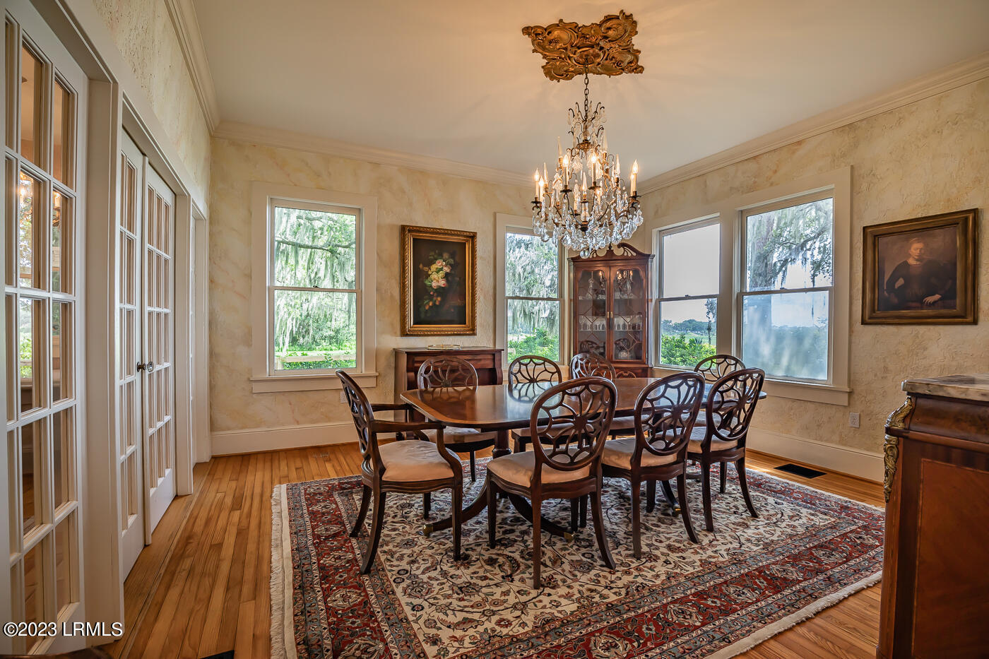 725 Ribaut Road Beaufort, SC 29902 - Photo 11 of 38 Dining 4