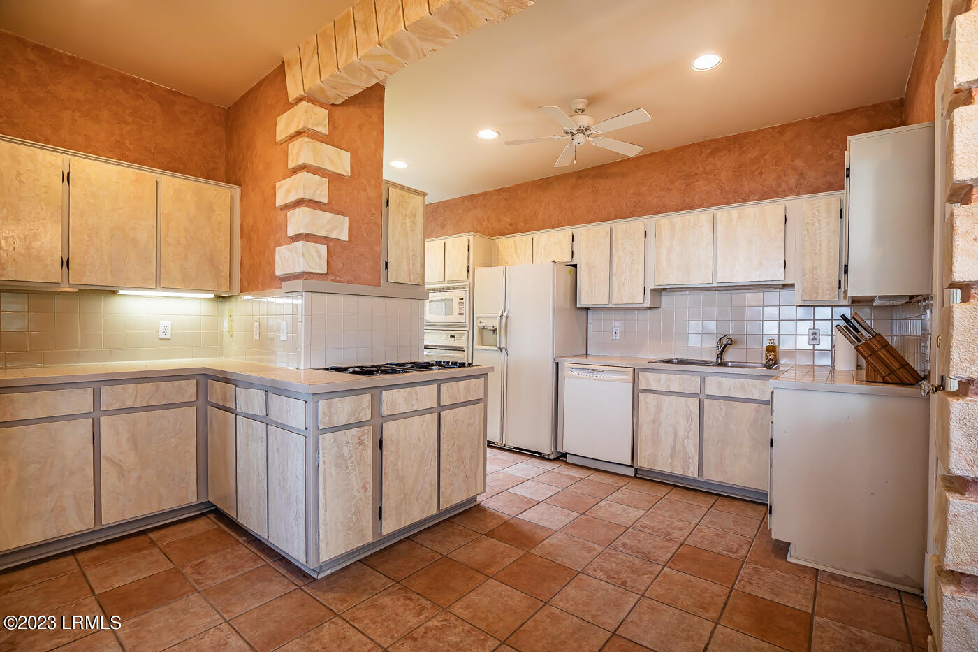 725 Ribaut Road Beaufort, SC 29902 - Photo 8 of 38 Kitchen 1