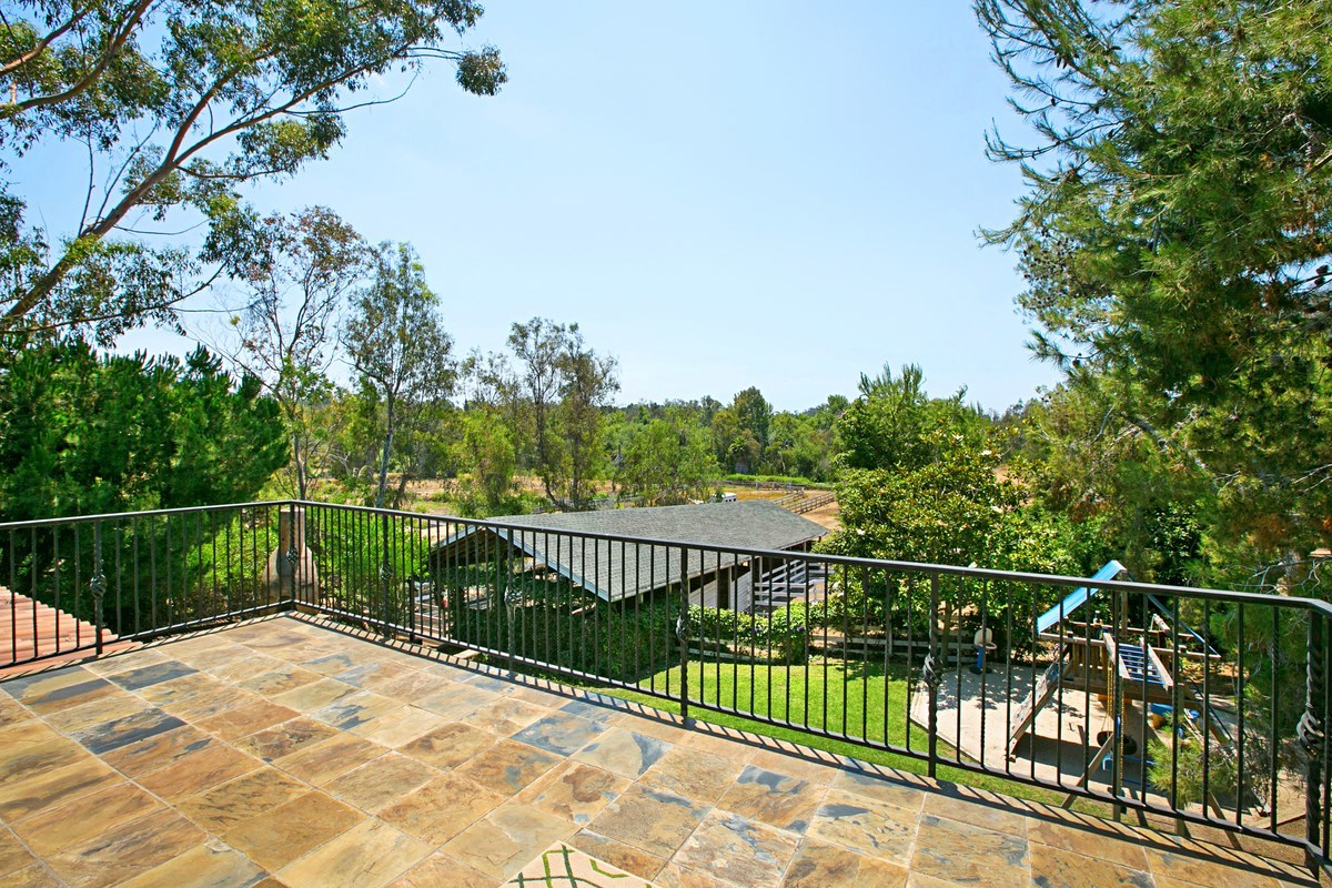 2931 Lone Jack Road Encinitas, CA 92024 - Photo 13 of 24