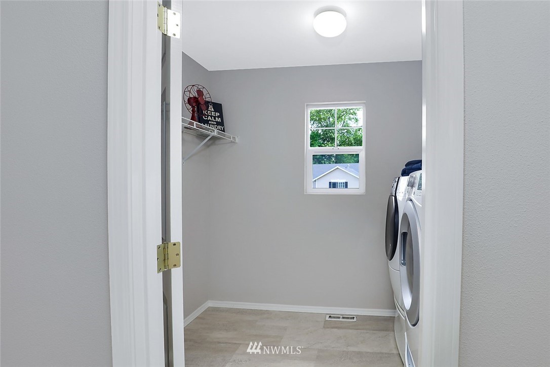 325 Edmonds Avenue Southeast Renton, WA 98056 - Photo 33 of 35 Gallery Image 33