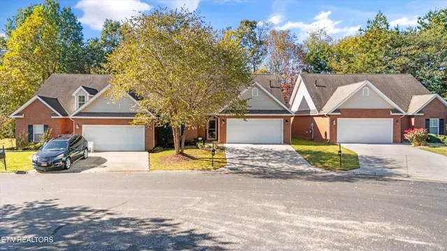 $309,900 | 7137 Winter Oaks Way, Knoxville, TN 37918