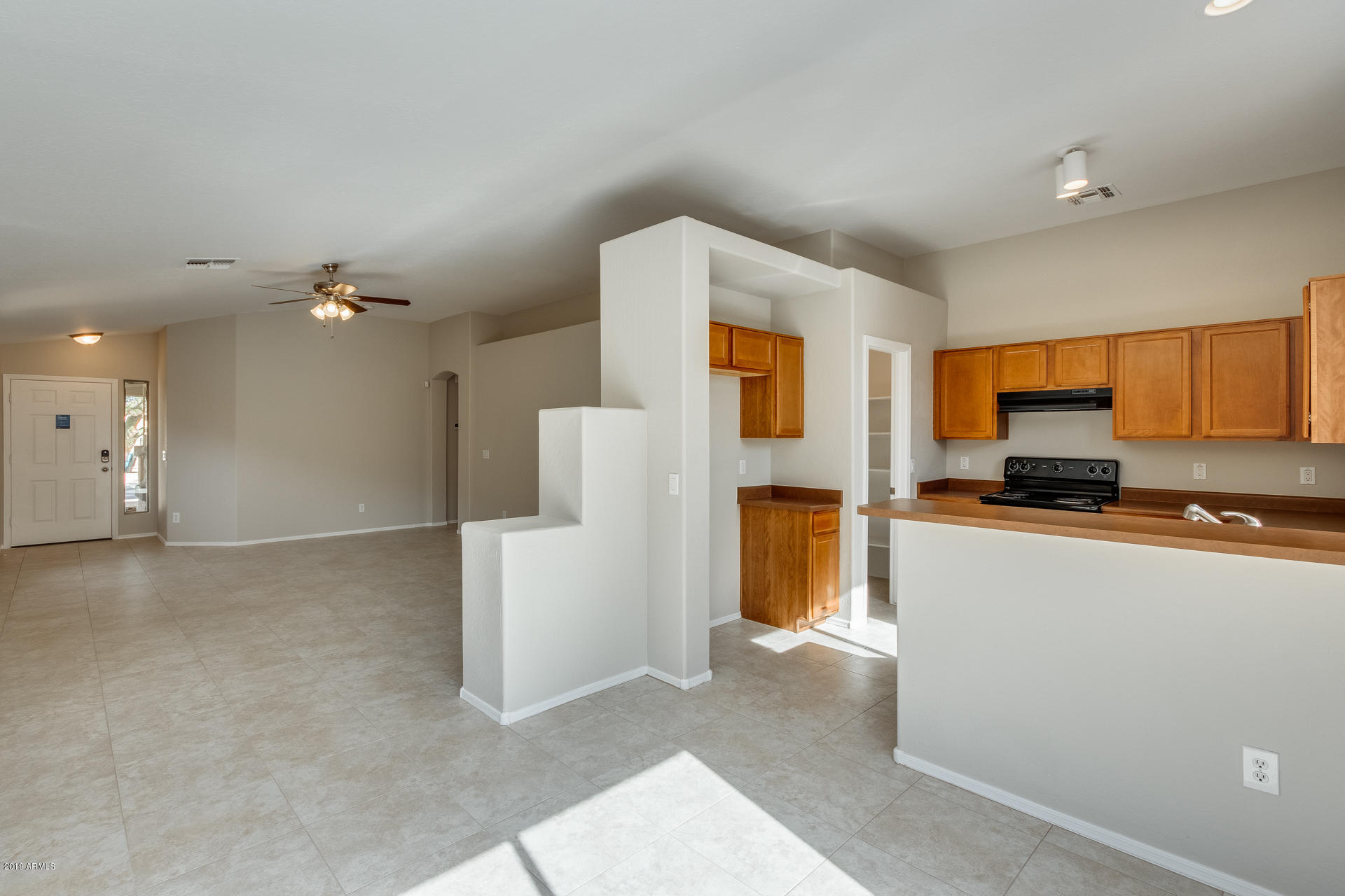 417 West Beautiful Lane Phoenix, AZ 85041 - Photo 12 of 33