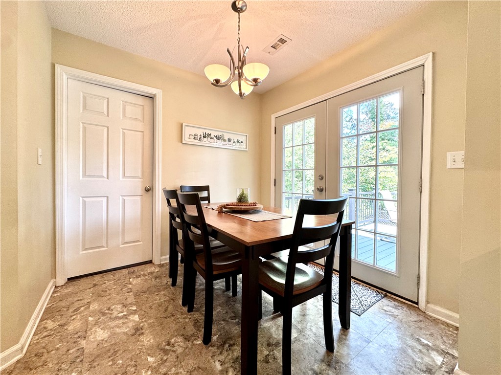 124 Kingsgate Way Anderson, SC 29621 - Photo 13 of 34 Breakfast Area