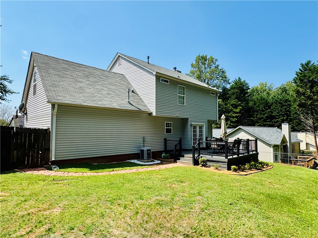 124 Kingsgate Way Anderson, SC 29621 - Photo 24 of 34 Rear View