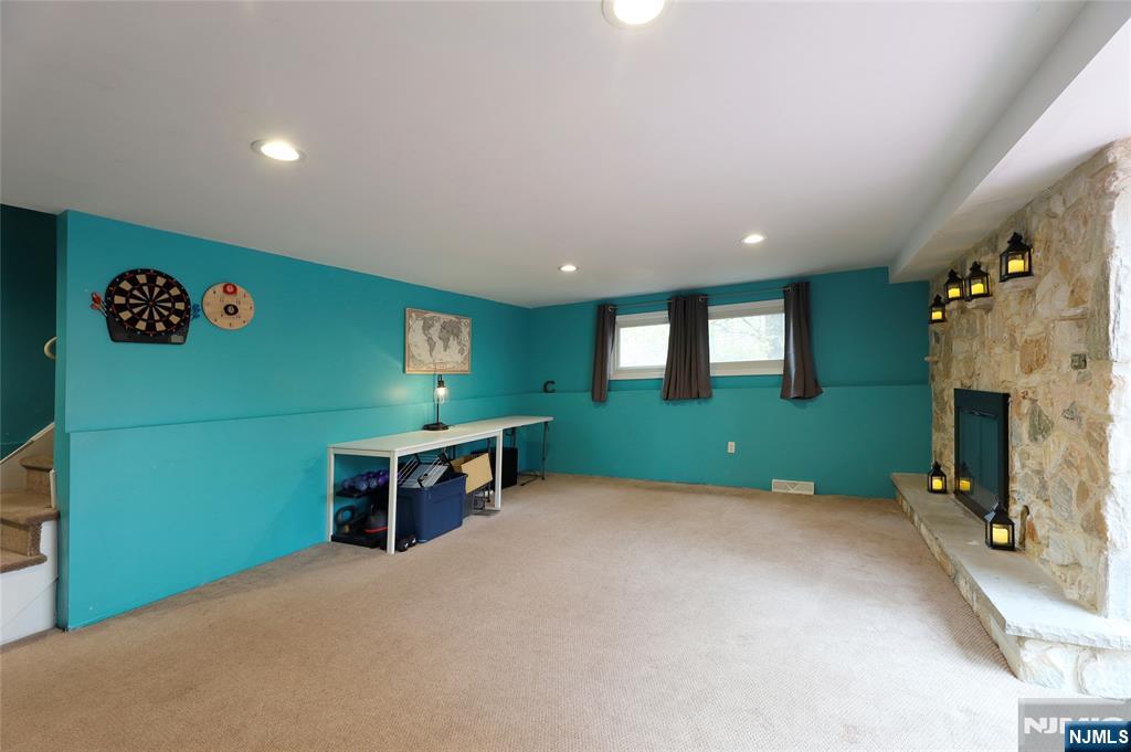 407 Semino Road Northvale, NJ 07647 - Photo 18 of 23 a workspace with furniture and a window