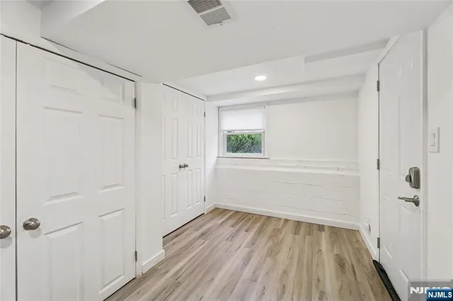 $635,000 | 407 Semino Road, Northvale, NJ 07647