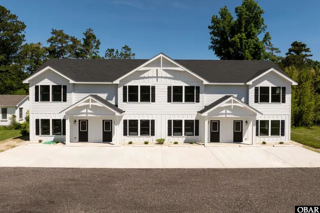 $449,000 | 517 Ananias Dare Street, Unit 4, Manteo, NC 27954