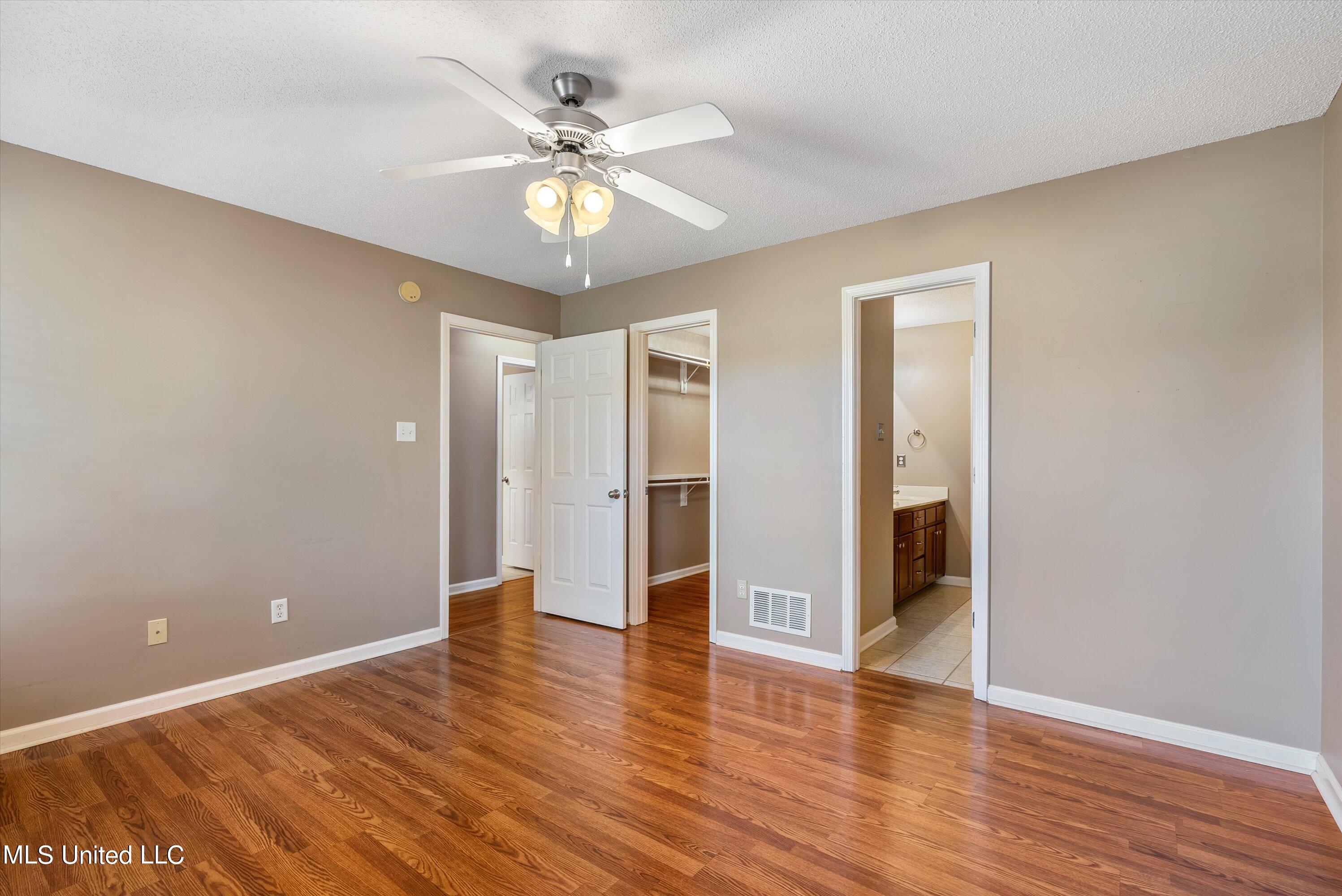 129 Waverly Road Senatobia, MS 38668 - Photo 14 of 36 09-Primary Bedroom