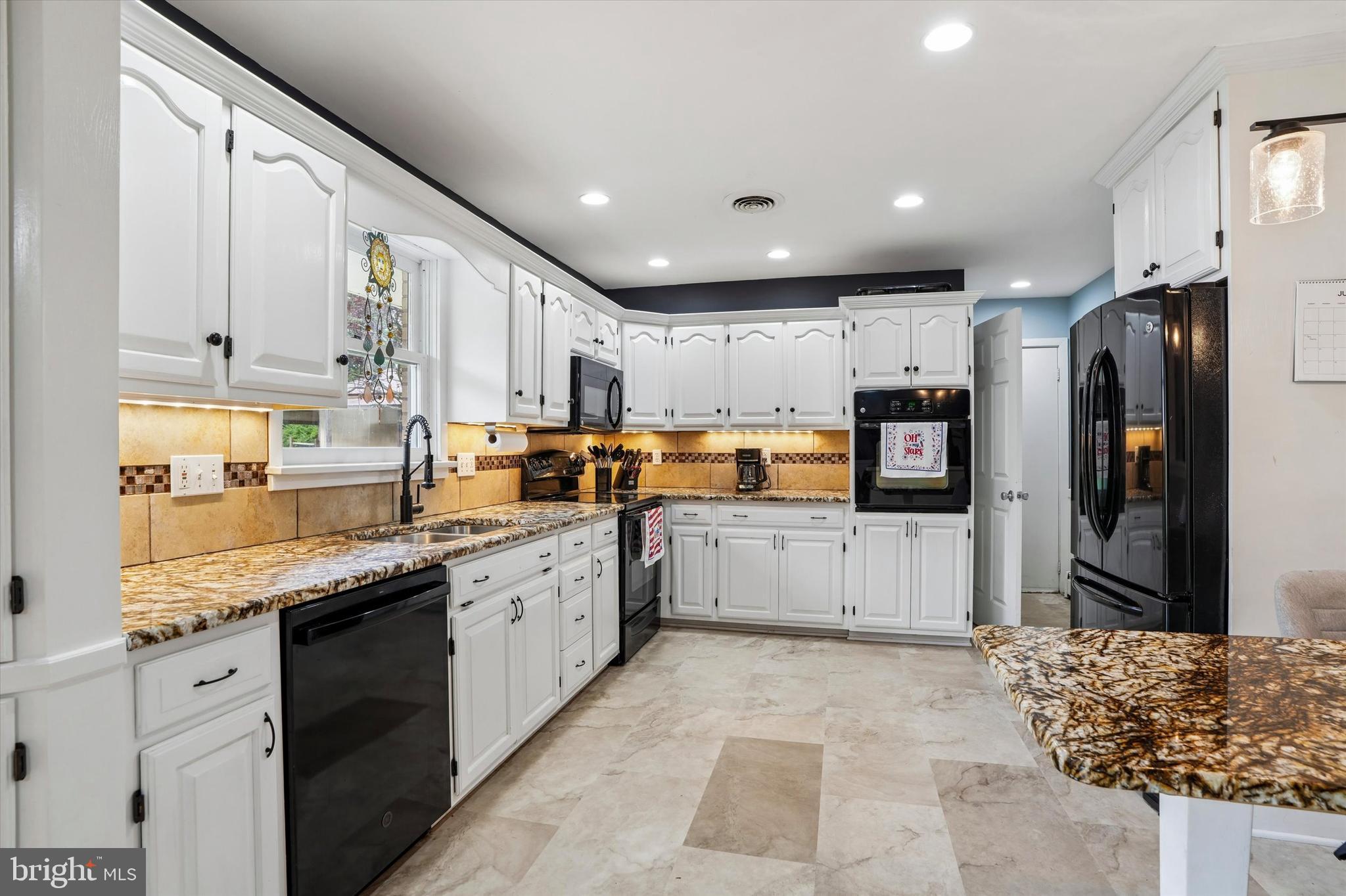 2380 Winding Road Quakertown, PA 18951 - Photo 16 of 35