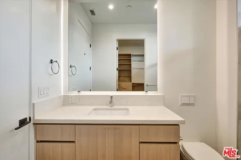 $1,149,800 | 1249 North Formosa Avenue, West Hollywood, CA 90046