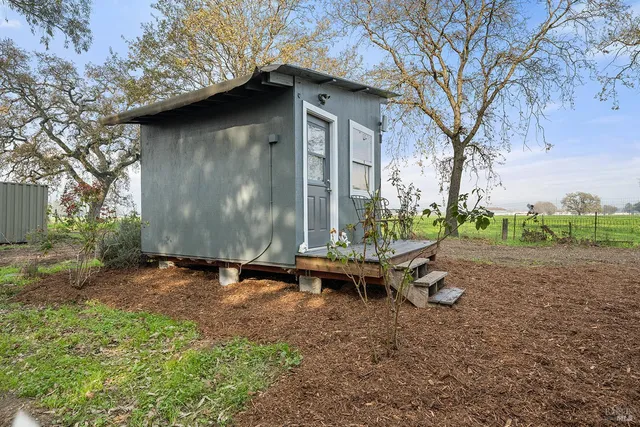 $975,000 | 1979 Ludwig Avenue, Santa Rosa, CA 95407