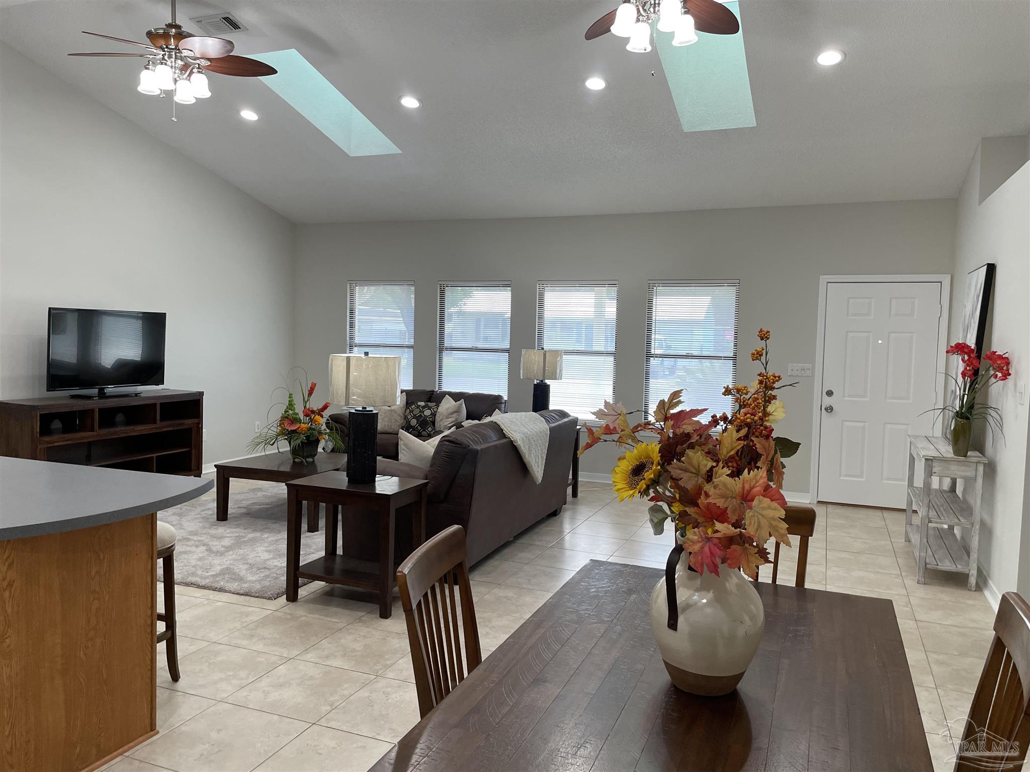 309 Ruberia Avenue Pensacola, FL 32507 - Photo 6 of 15 Gallery Image 6