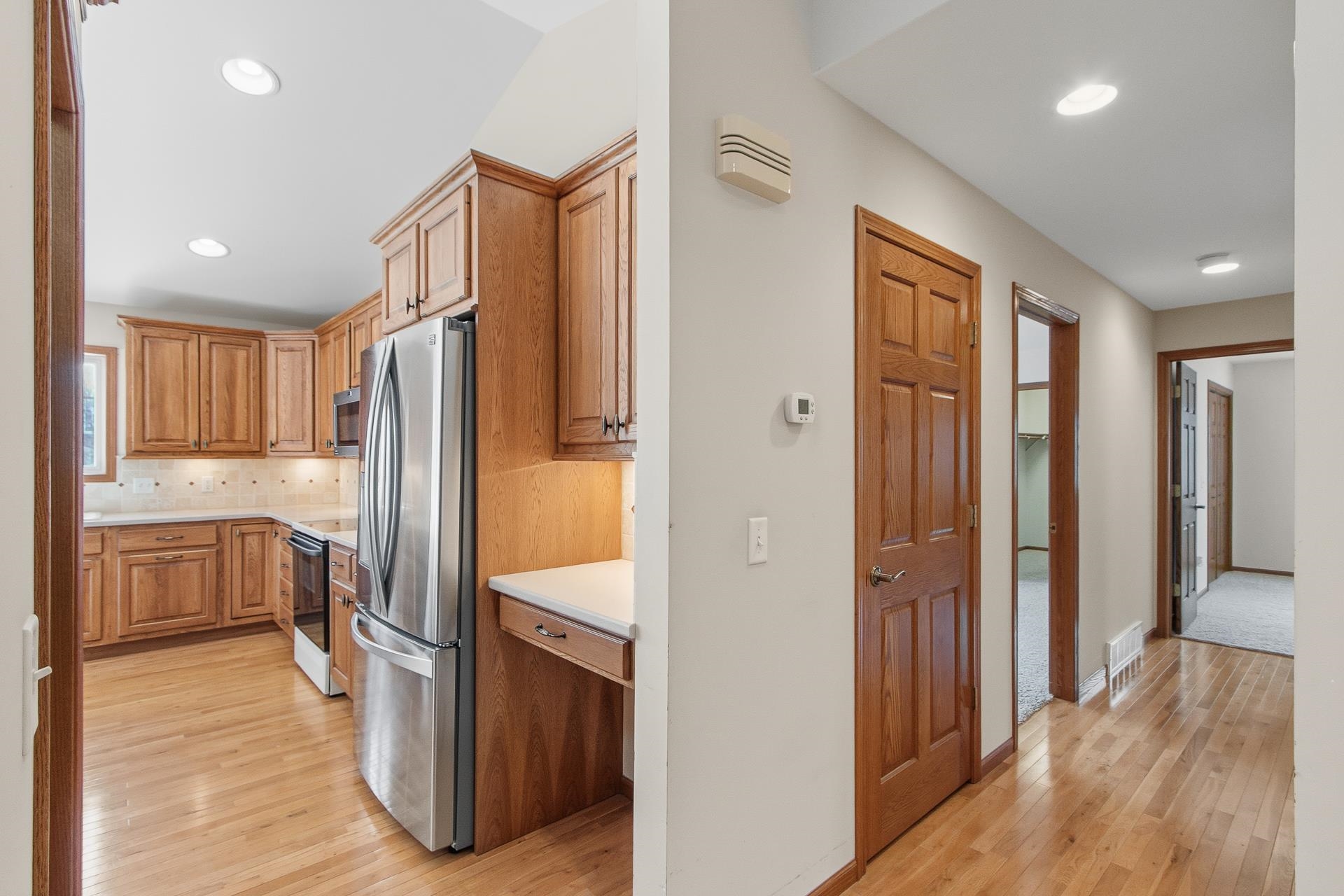 908 Surrey Lane Baraboo, WI 53913 - Photo 11 of 76