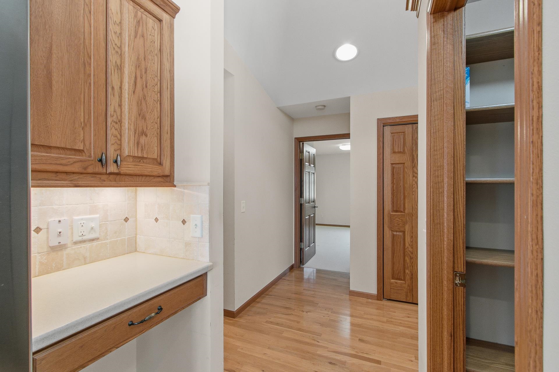 908 Surrey Lane Baraboo, WI 53913 - Photo 13 of 76