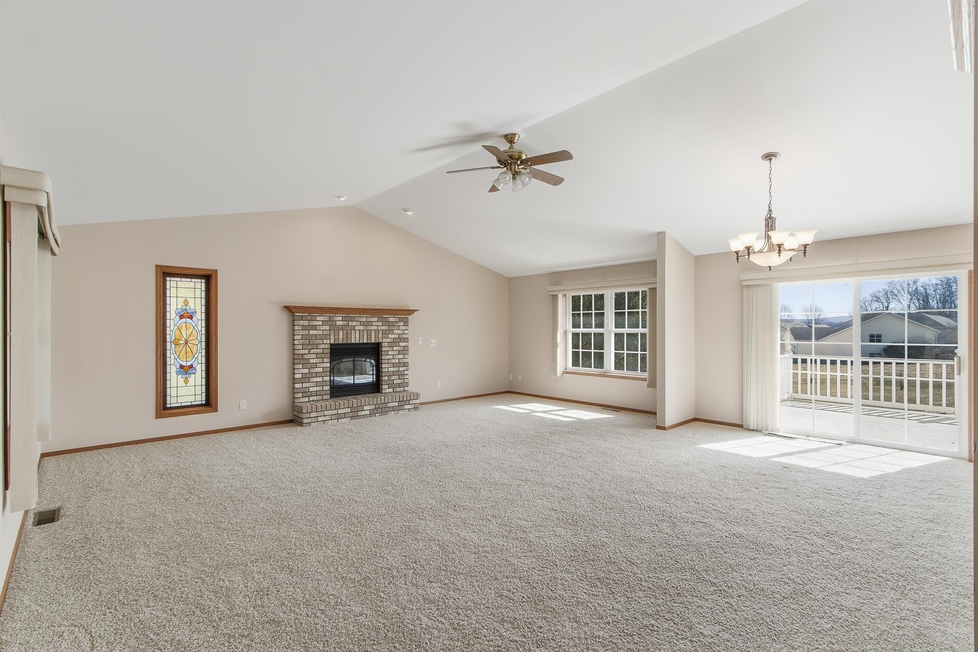 908 Surrey Lane Baraboo, WI 53913 - Photo 21 of 76