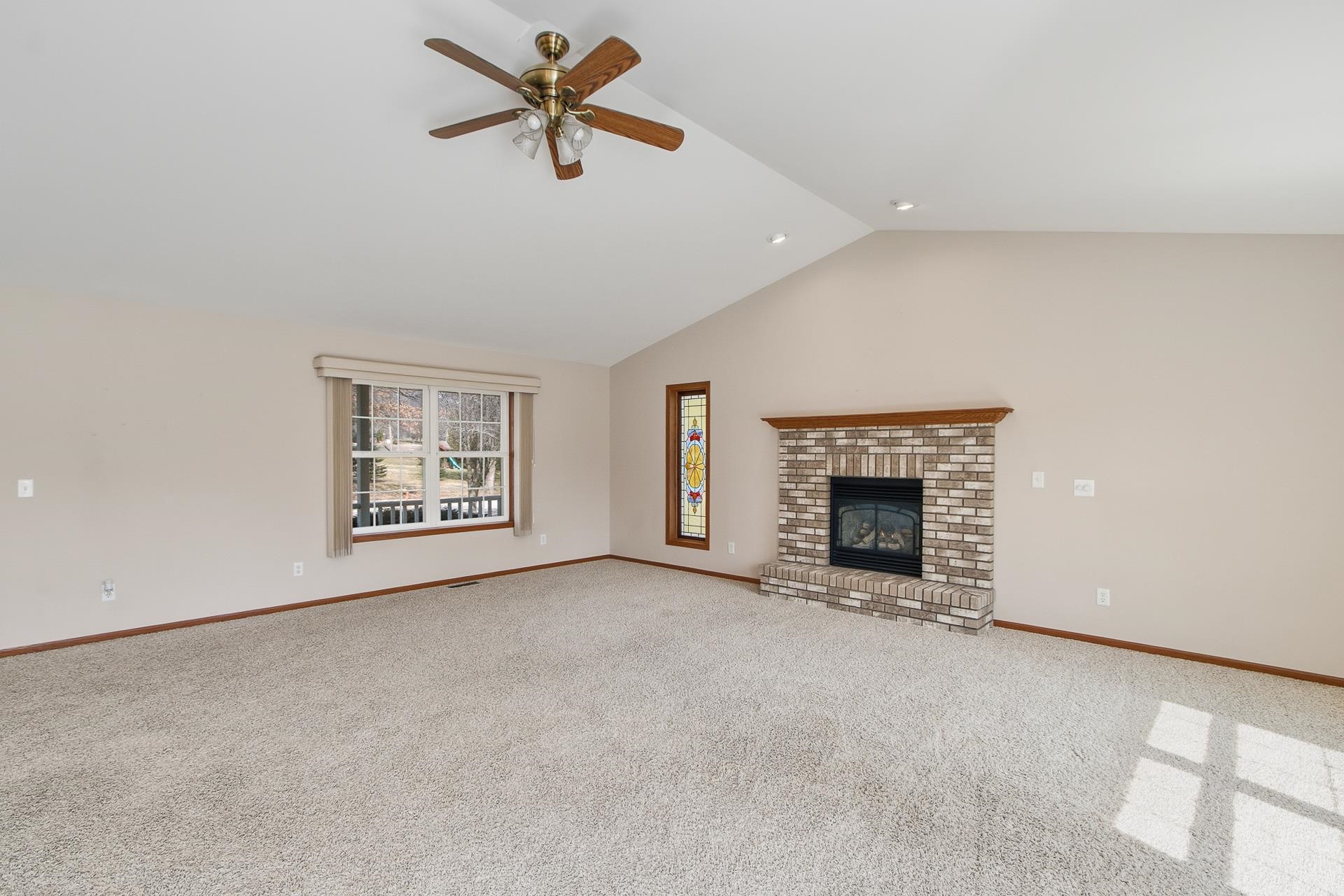 908 Surrey Lane Baraboo, WI 53913 - Photo 25 of 76