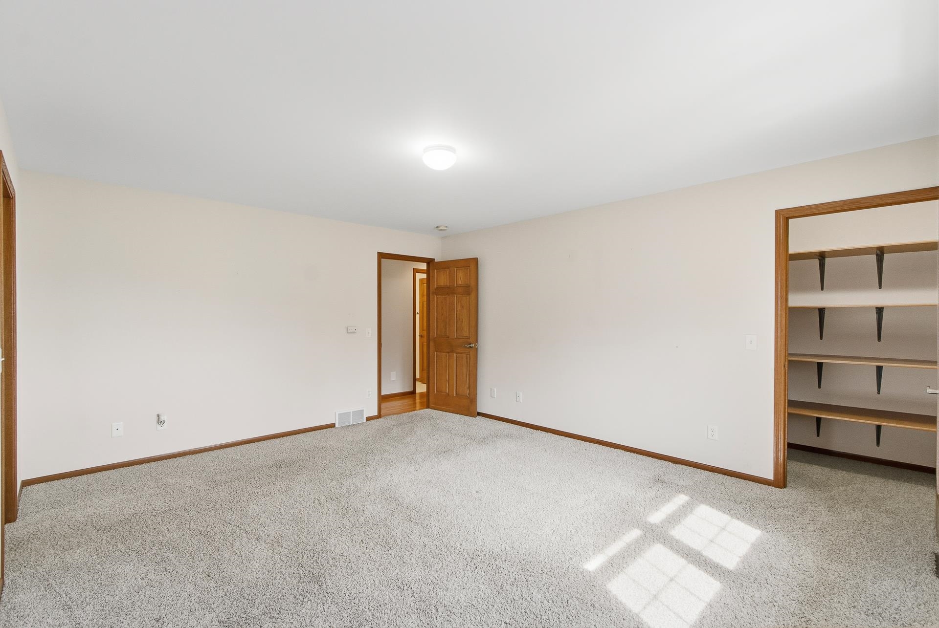 908 Surrey Lane Baraboo, WI 53913 - Photo 29 of 76