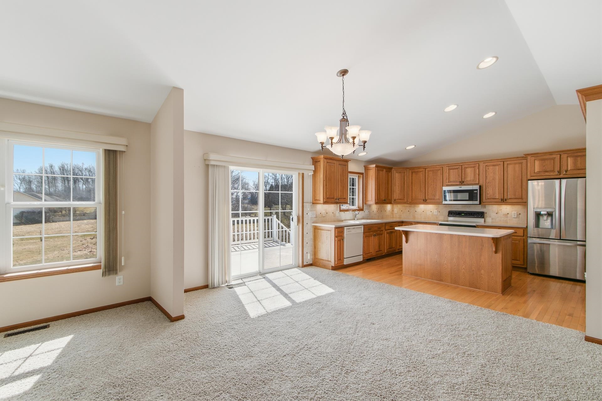 908 Surrey Lane Baraboo, WI 53913 - Photo 3 of 76
