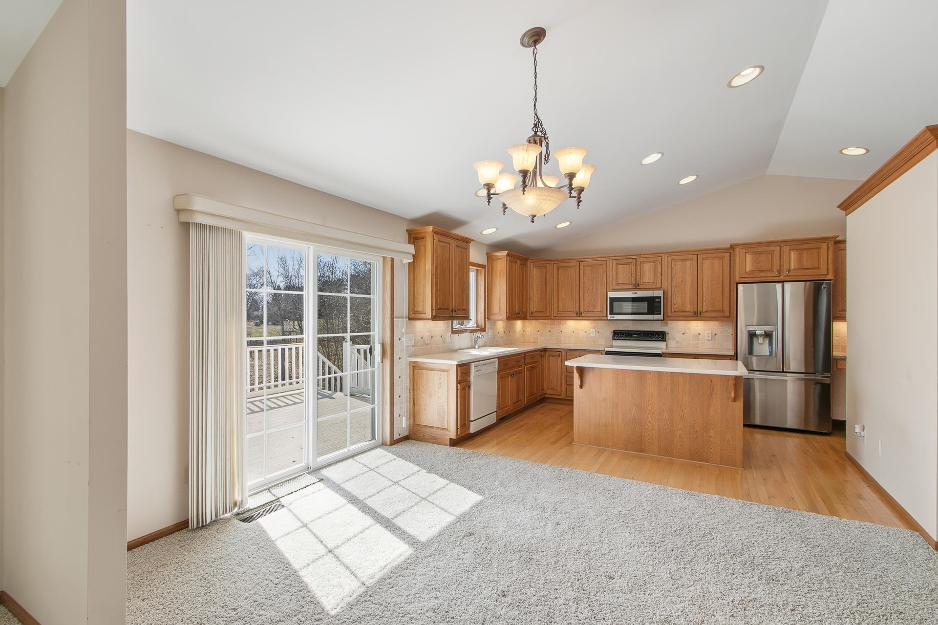 908 Surrey Lane Baraboo, WI 53913 - Photo 5 of 76