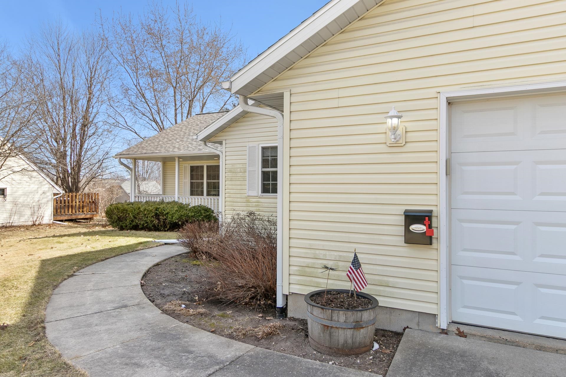 908 Surrey Lane Baraboo, WI 53913 - Photo 56 of 76