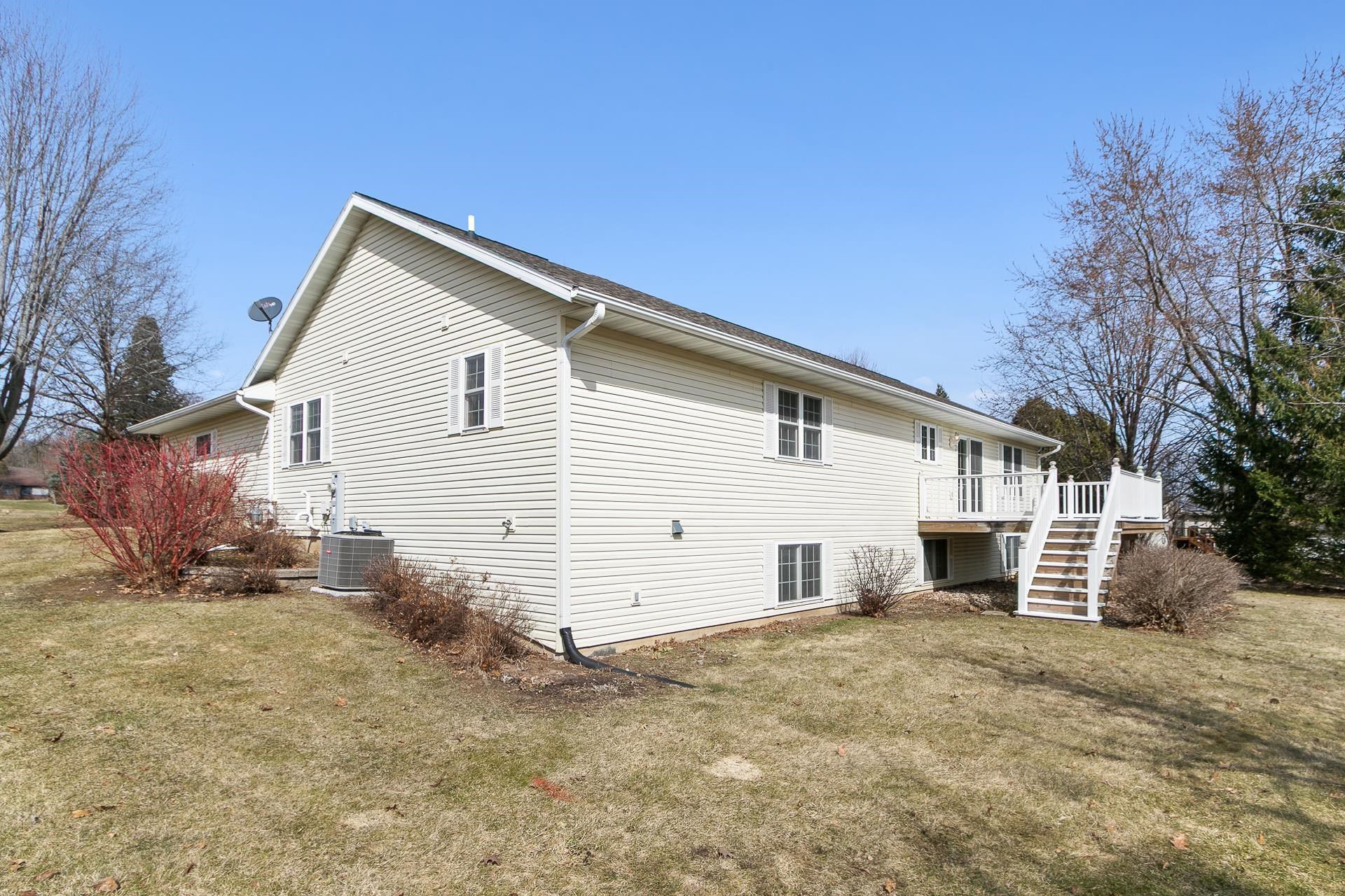 908 Surrey Lane Baraboo, WI 53913 - Photo 70 of 76