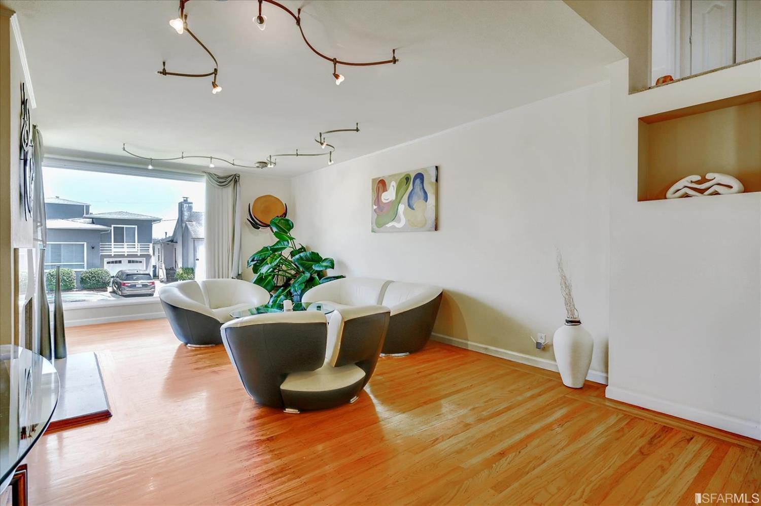 63 Fairmont Drive Daly City, CA 94015 - Photo 9 of 30