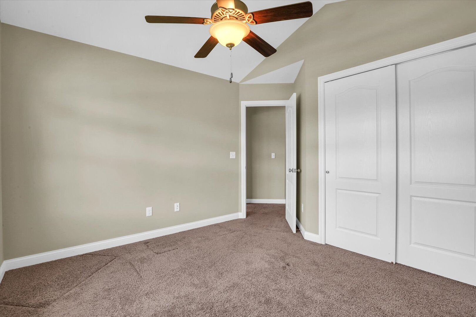 1618 Hunters Ridge Court Mahomet, IL 61853 - Photo 26 of 45