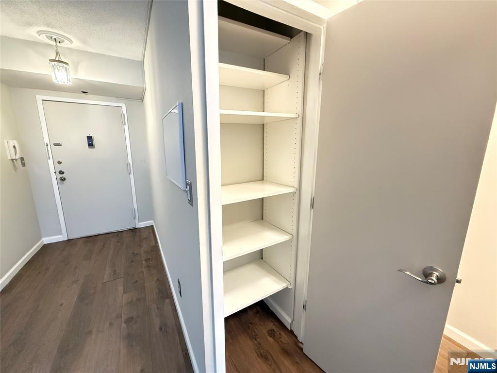 160 Overlook Avenue, Unit 11E2 Hackensack, NJ 07601 - Photo 17 of 25