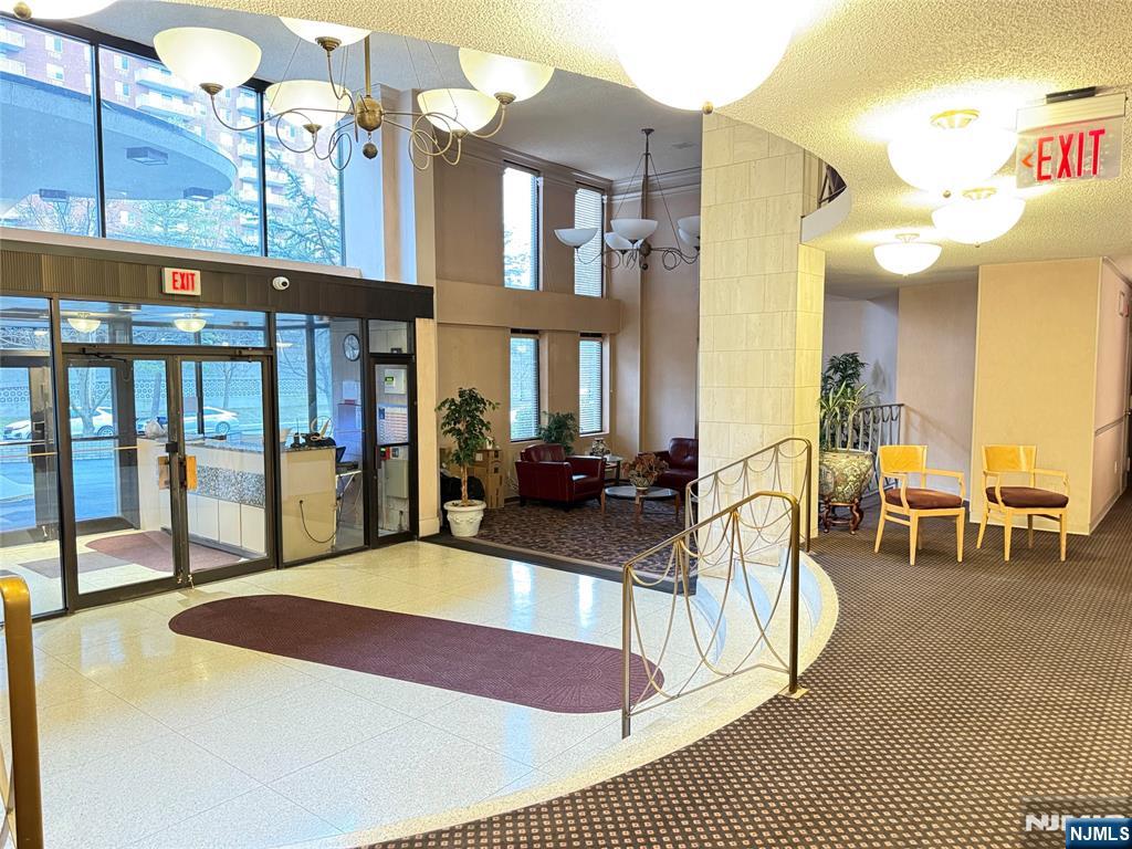 160 Overlook Avenue, Unit 11E2 Hackensack, NJ 07601 - Photo 2 of 25