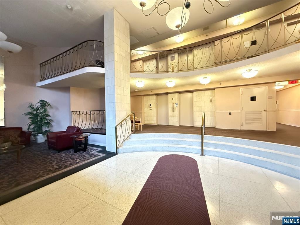 160 Overlook Avenue, Unit 11E2 Hackensack, NJ 07601 - Photo 3 of 25