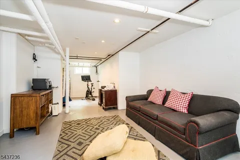 $929,000 | 2 Harvard Street, Montclair, NJ 07042