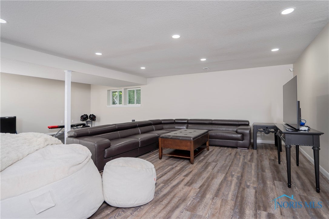 15399 Sand Ridge Road Bowling Green, OH 43402 - Photo 35 of 43 Gallery Image 35