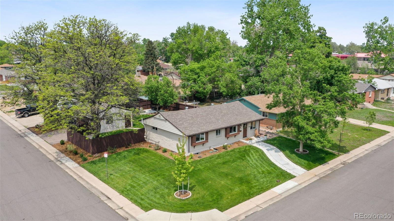 1595 South Raleigh Street Denver, CO 80219 - Photo 3 of 32 Gallery Image 3