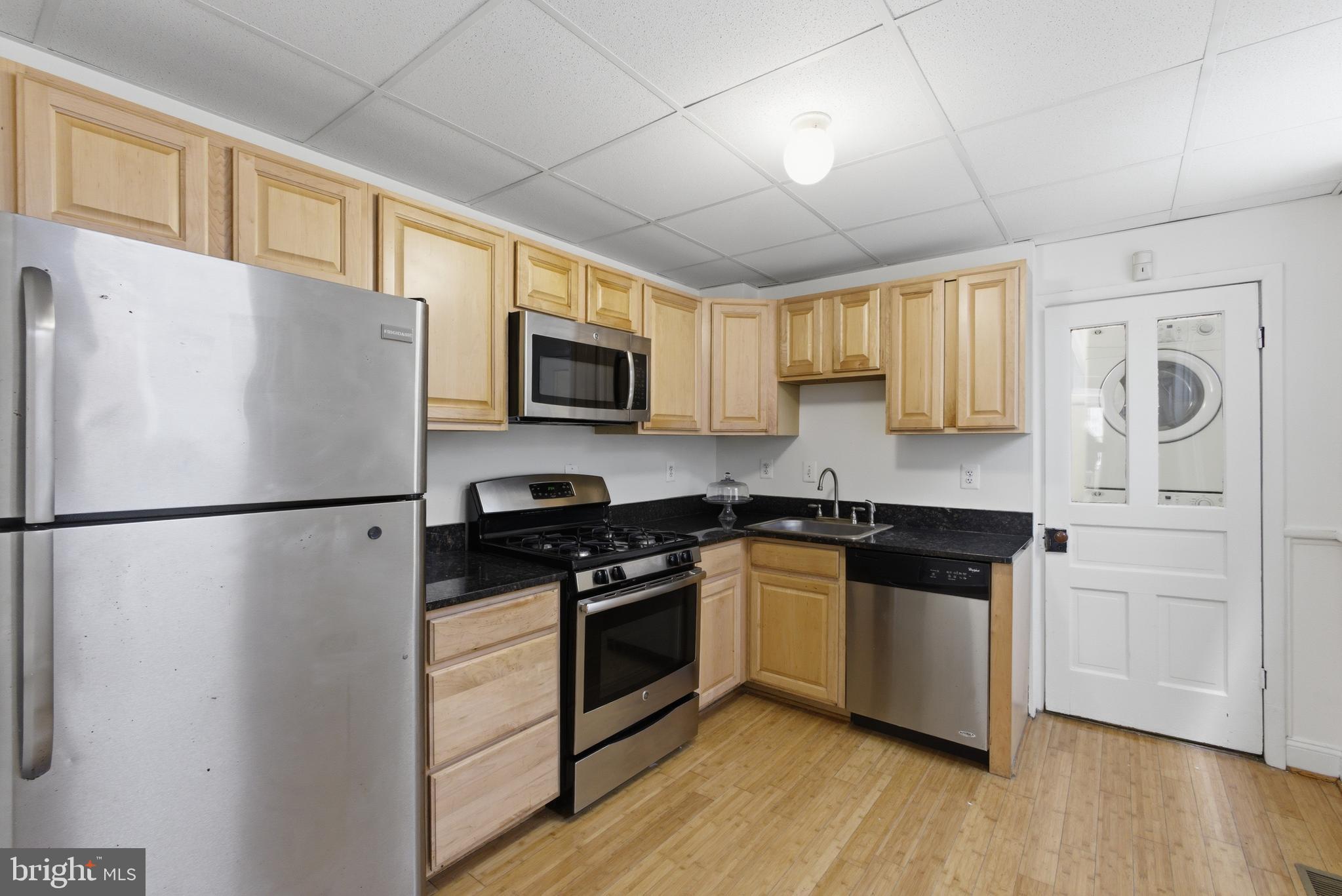 2222 Cambridge Street Baltimore, MD 21231 - Photo 11 of 31