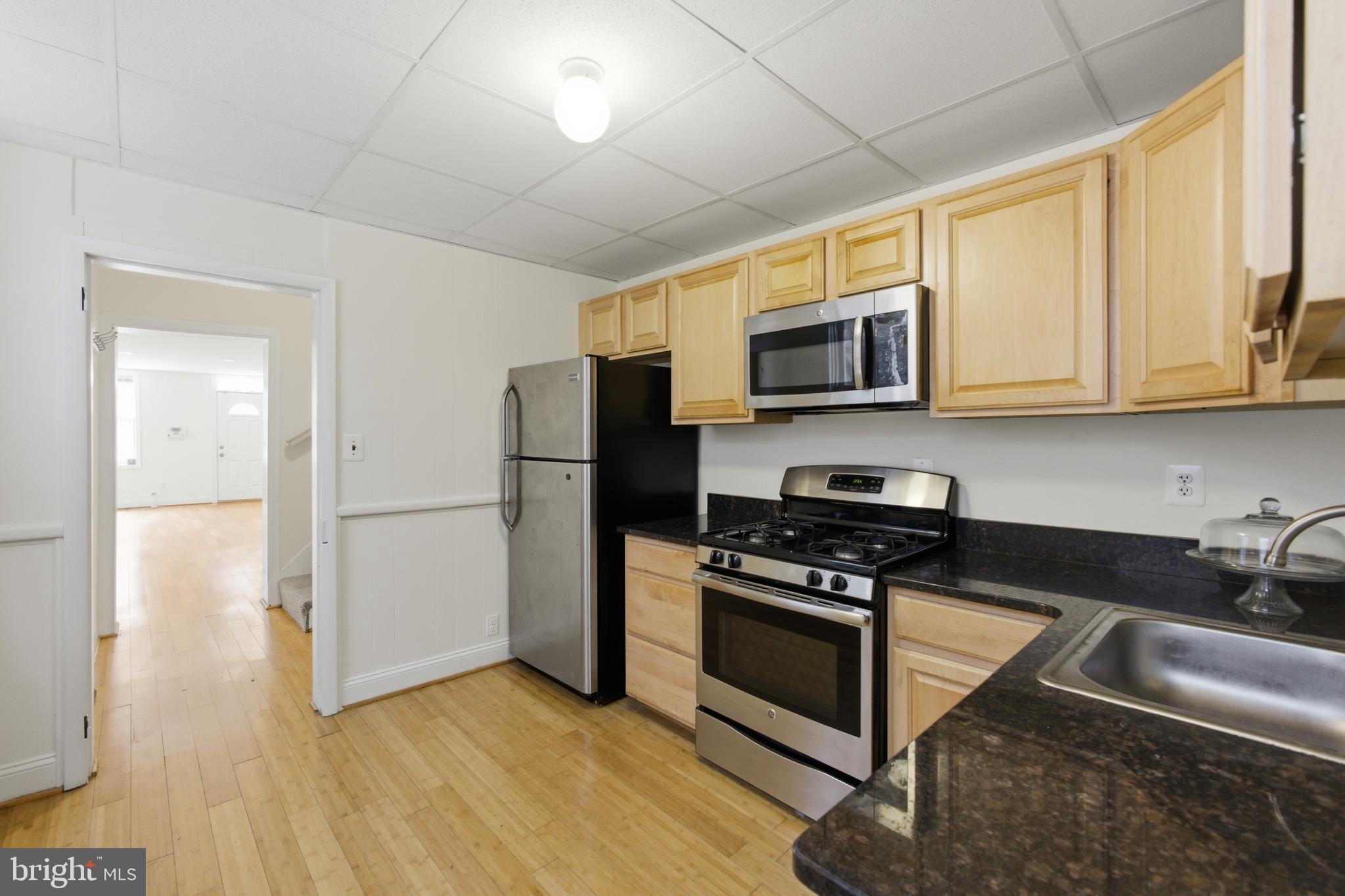 2222 Cambridge Street Baltimore, MD 21231 - Photo 12 of 31